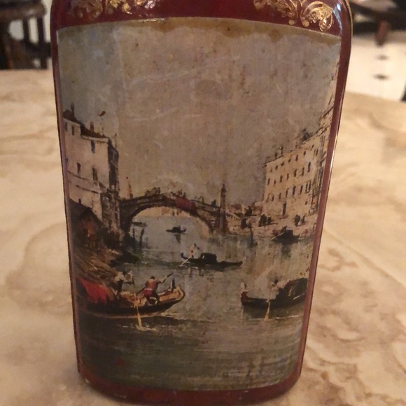 VINTAGE DECOUPAGE BOTTLE • VENICE WATERWAY SCENE • WOODEN STOPPER • 10” x 4” - Picture 3 of 11